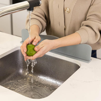 Silikon Musluk Arkası Su Sıçratma Önleyici ve Lavabo Düzenleyici Mat